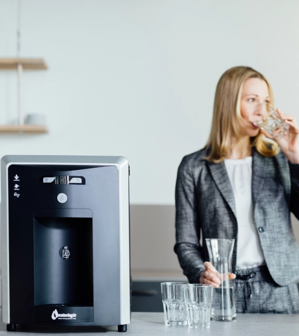 culligan-image-business-person-device-7-tall