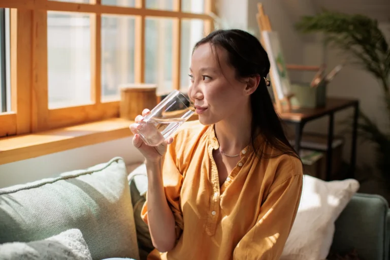 Alquilar un dispensador de agua: la decisión más rentable para tu empresa